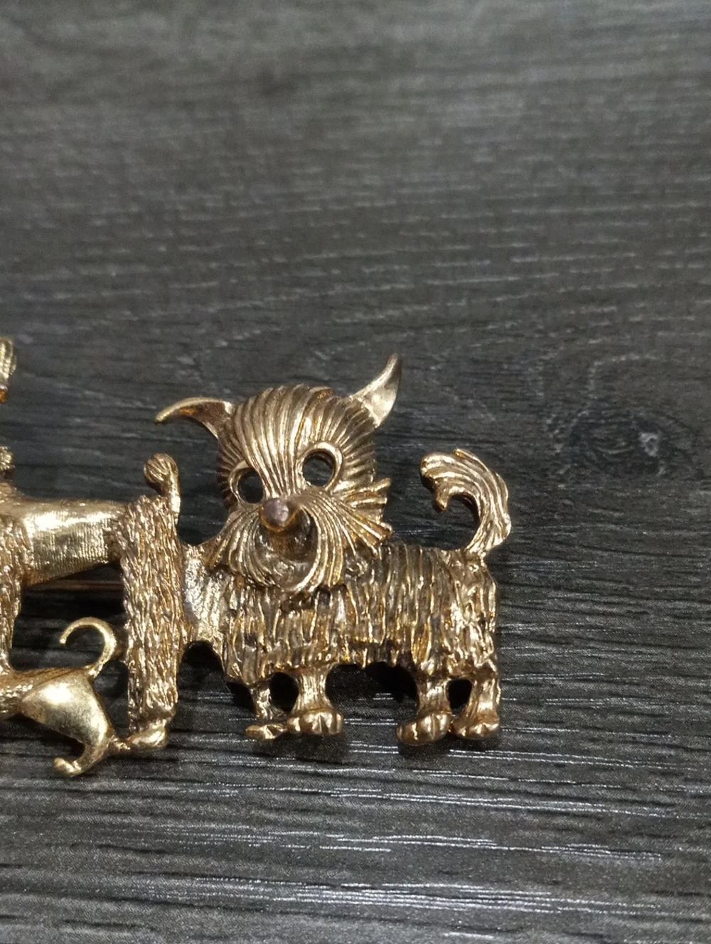 Multiple Dog Brooch Pin - Decorative Pets Accessory Gold Tone